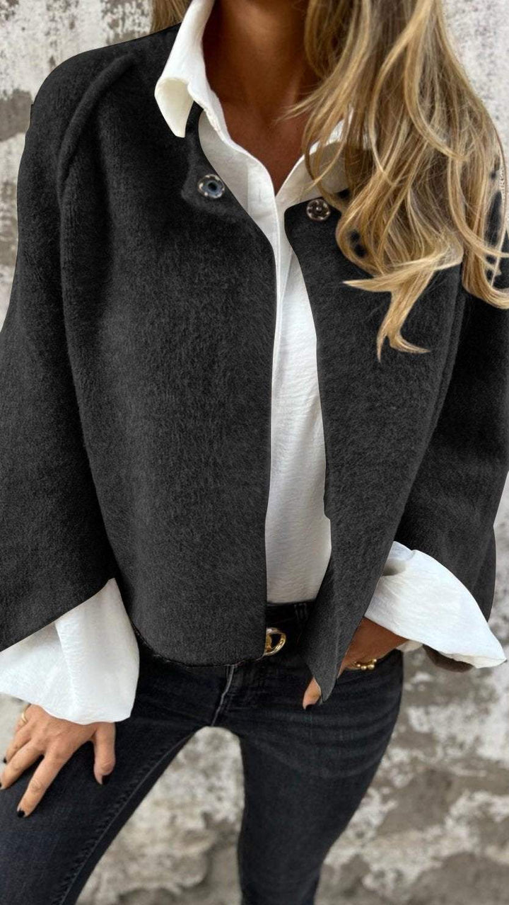 Ava | Women's wool coat with a round neckline and long sleeves
